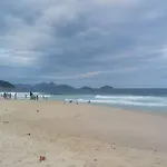 Apartamento Em Copacabana A 100 Metros Da Praia